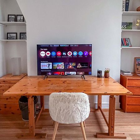 Well Located Apartment In Paris Extérieur photo