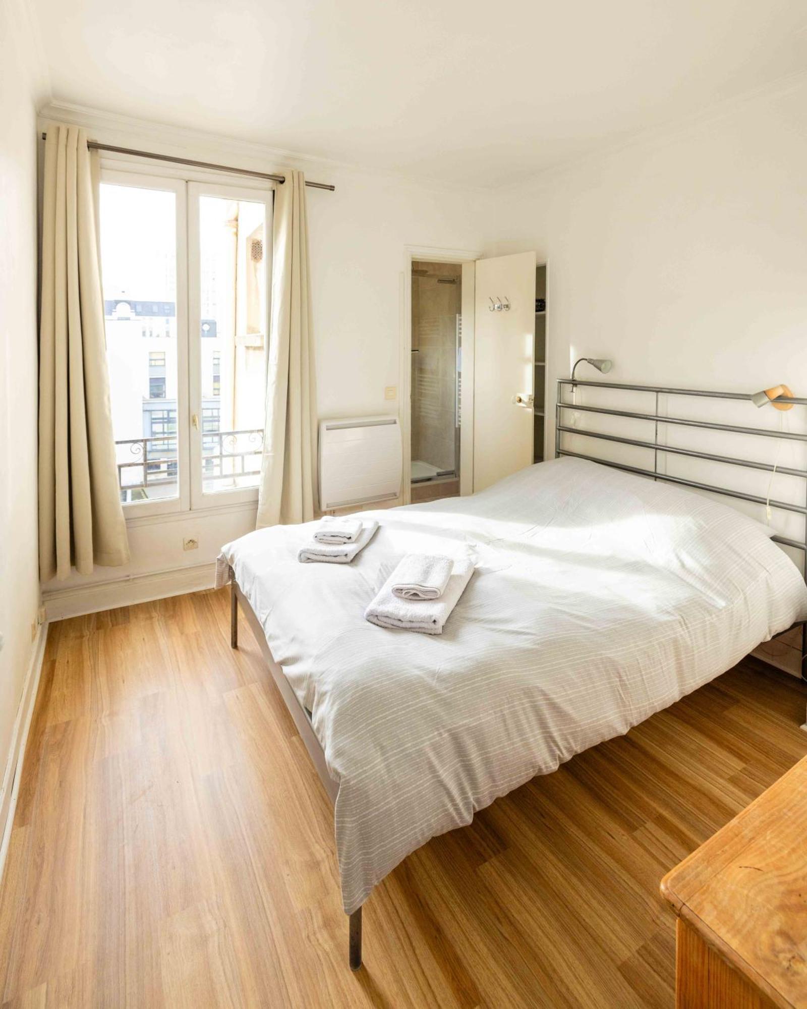 Well Located Apartment In Paris Extérieur photo